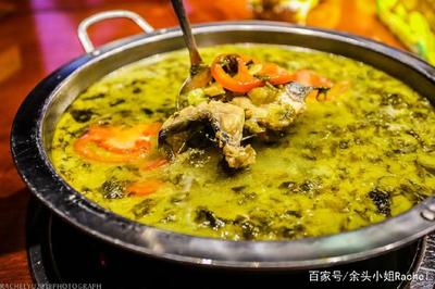 炖酸菜全鱼的做法大全家常