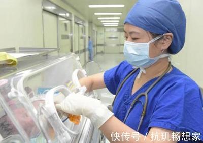 喂奶粉可以躺着喂吗