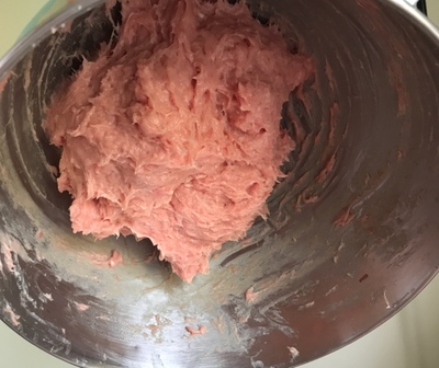 加冰块的肉丸制作方法