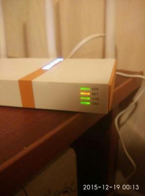路由器显示黄灯