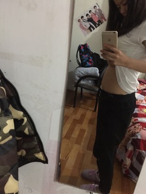 怀孕四个月显肚子吗