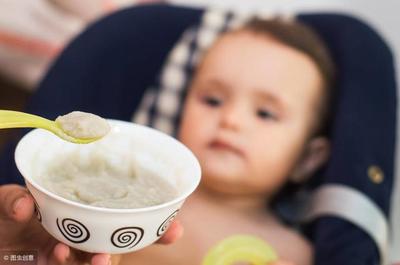 八个月宝宝一顿吃多少米粉