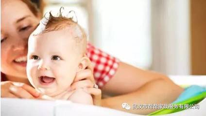 宝宝下巴发抖怎么回事