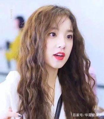 韩式泡面头女