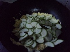 茭瓜炒鸡蛋的做法大全家常