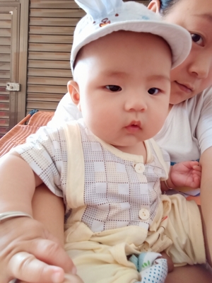 四个月宝宝认生怎么办