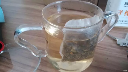 喜欢吃茶叶是怎么回事