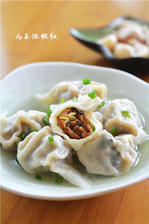 胡萝卜豆角香菇馅饺子