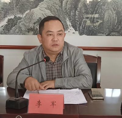 万年吴长发