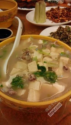 乌贼豆腐汤的做法大全家常