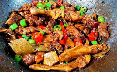 咳嗽能吃鸭肉么