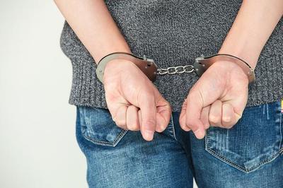 违反取保候审规定逮捕