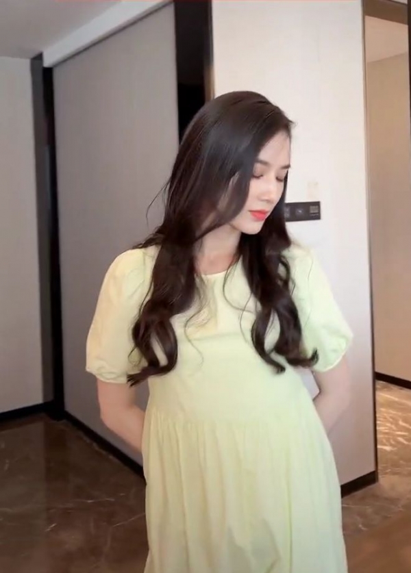 小腹凸起像怀孕一样
