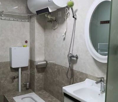 内卫离厨房远用什么热水器