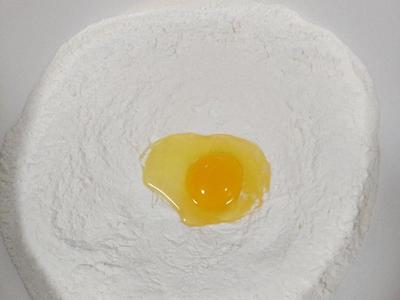 黄韭肉钉的制作方法