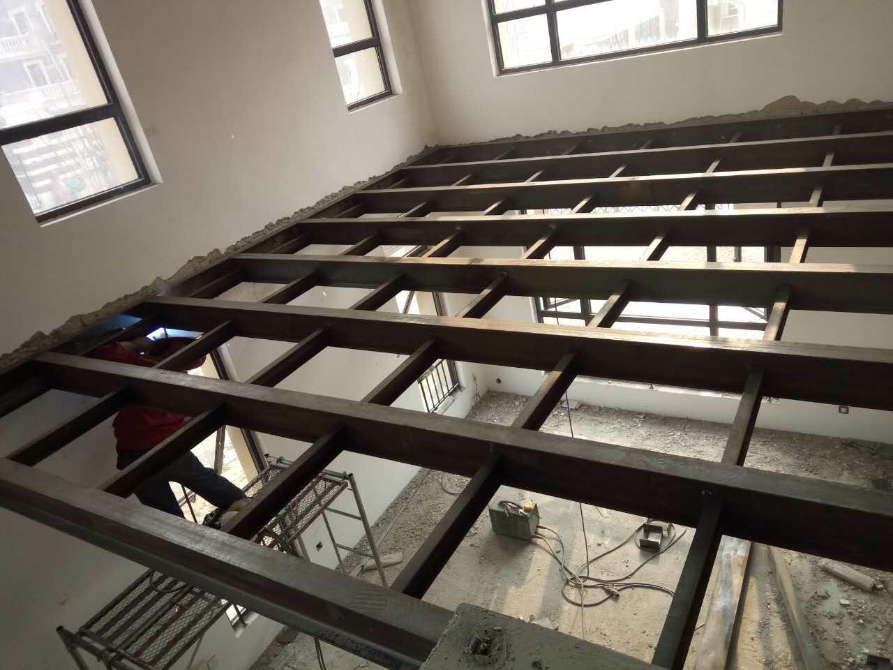 钢结构隔层的安装流程(钢结构隔层施工安全注意事项,钢结构隔层施工机械选择指南) 建筑消防施工 第4张 钢结构隔层的安装流程(钢结构隔层施工安全注意事项,钢结构隔层施工机械选择指南) 建筑消防施工 第4张