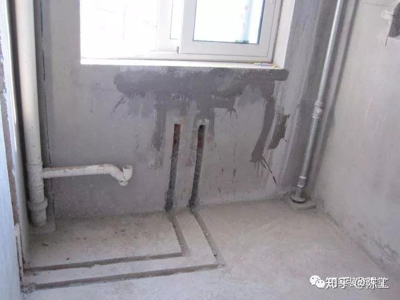 厨房地面不干净