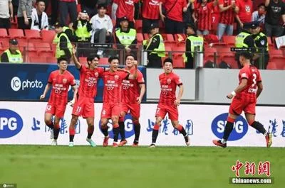 今年的上海申花确实不一样了连顽疾都克服了!