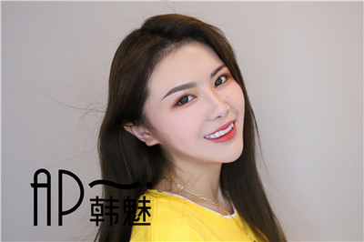 纹眉后会肿吗