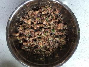 香菇木耳肉馅的做法